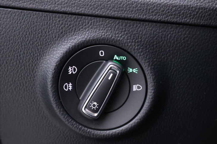 Škoda Superb 2,0 TDI 110kW DSG Style CZ DPH