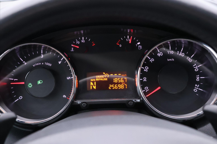 Peugeot 5008 1,6 HDI 82kW Automat Premium