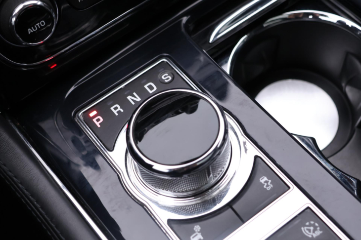 Jaguar XJ 3,0 D 202kW V6 Luxury