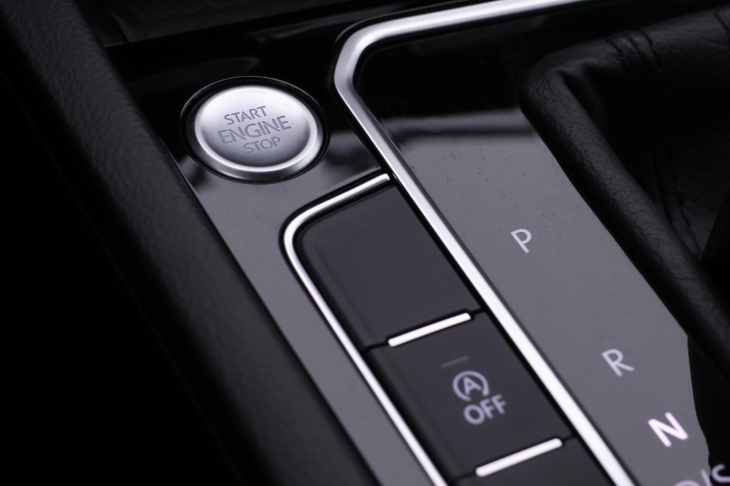 Volkswagen Passat 2,0 TDI 110kW DSG 1.Maj. DPH