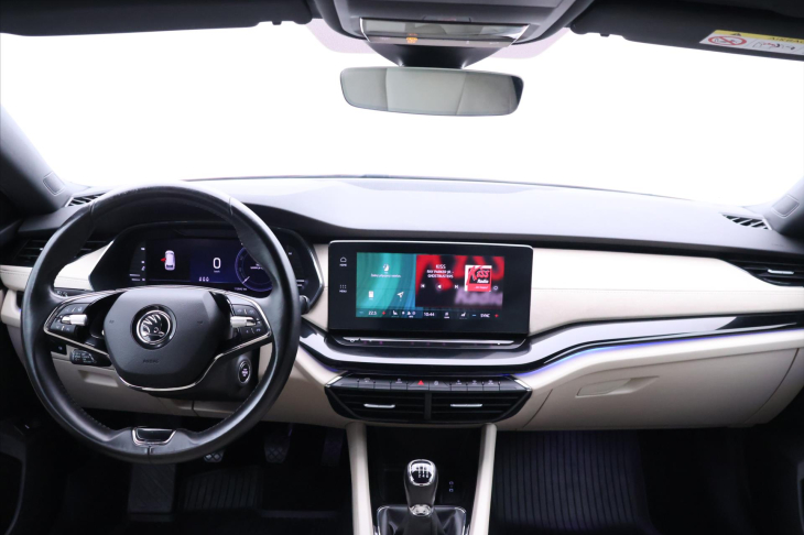 Škoda Octavia 1,5 TSI 110kW Style+matrix DPH