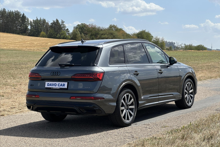Audi Q7 3.0 50 TDI quattro tiptronic S line