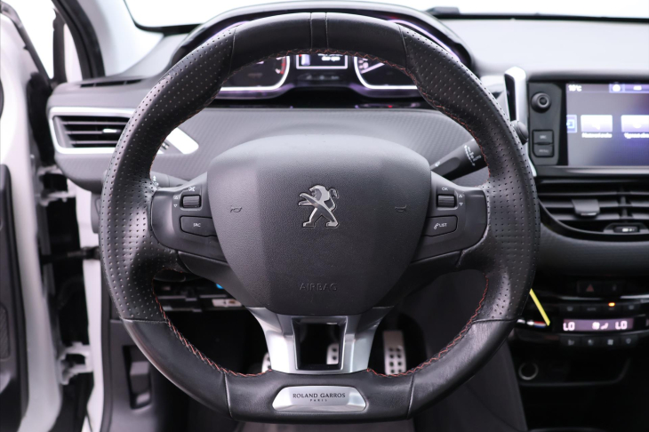 Peugeot 208 1,2 PT 81kW Roland Garros 1Maj