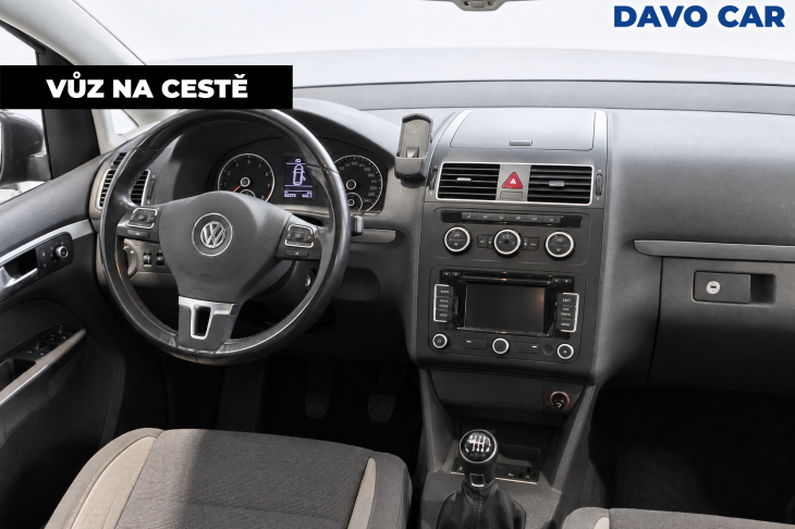 Volkswagen Touran 1,4 TSI 103kW Life 7-Míst 1.Maj.