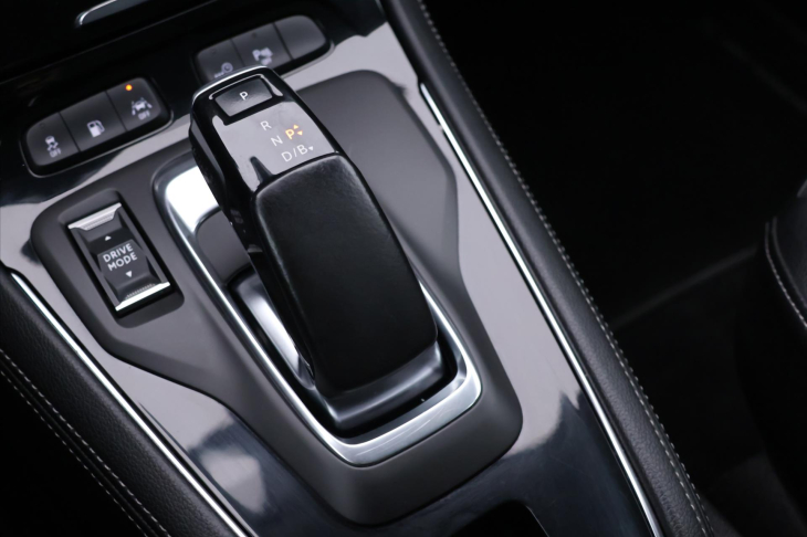 Opel Grandland X 1,6 TURBO PHEV 4x4 Innovation