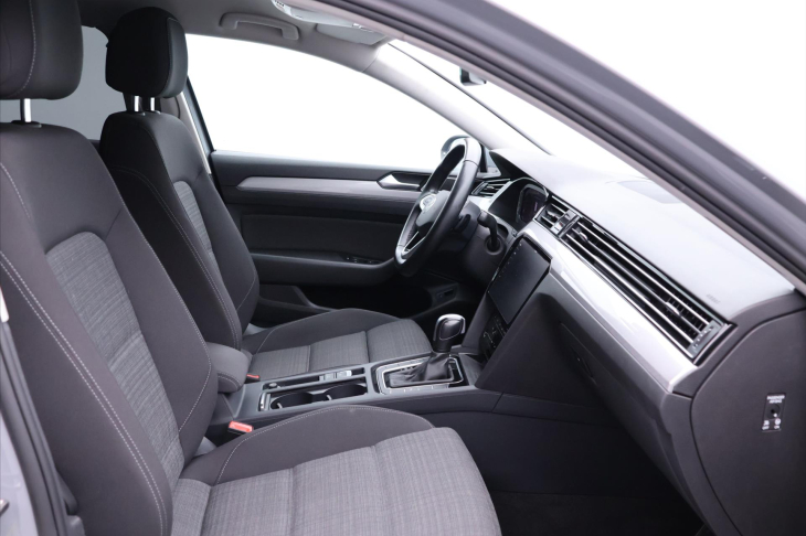 Volkswagen Passat 2,0 TDI 110kW DSG Variant Bussines