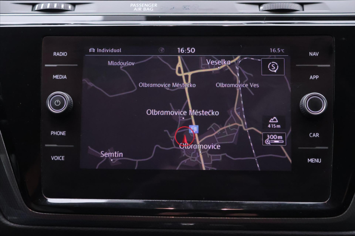 Volkswagen Touran 1,6 TDI 85kW DSG Navi Tažné