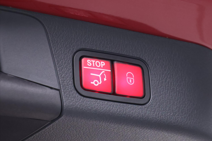 Mercedes-Benz GLB 2,0 200d 4Matic AMG Premium