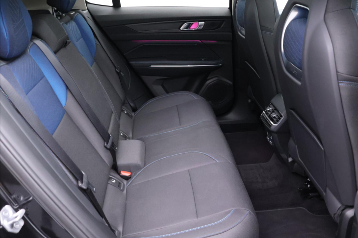 Lynk & Co 01 1,5 PHEV 132kW Aut.