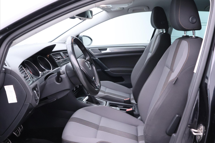 Volkswagen Golf 1,6 TDi 81kW Allstar Navi