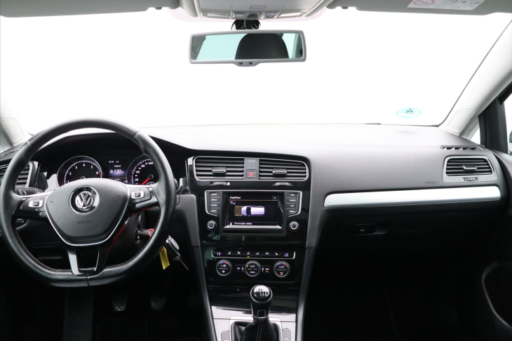 Volkswagen Golf 1,4 TSI 92kW Cup 1.Maj Navi