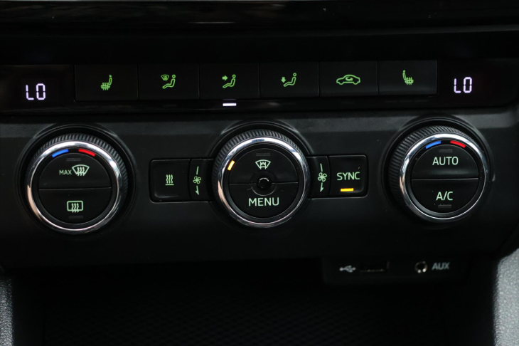 Škoda Octavia 2,0 TDI 135kW DSG RS Webasto