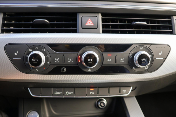 Audi A4 2,0 TDI 110kW Sport Navi Xenon