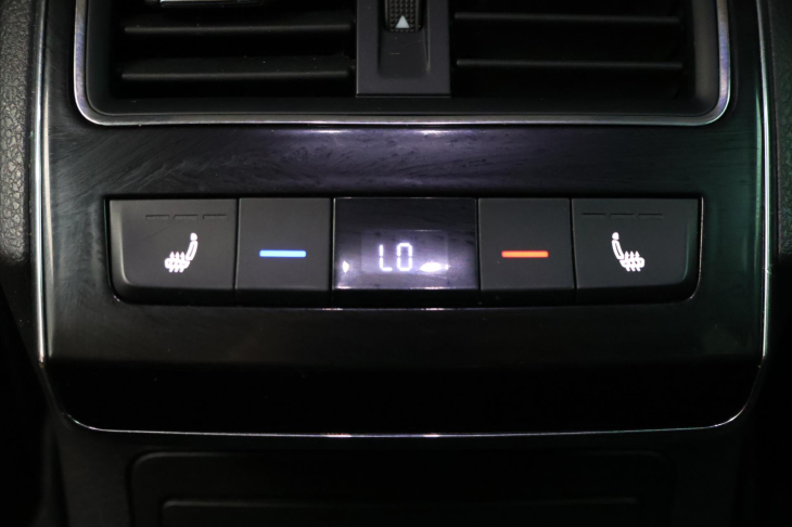 Škoda Superb 2,0 TDI 147kW 4x4 L&K