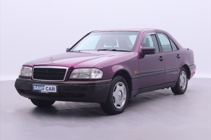 Mercedes-Benz Třídy C 1,8 180 90kW LPG CZ Tažné