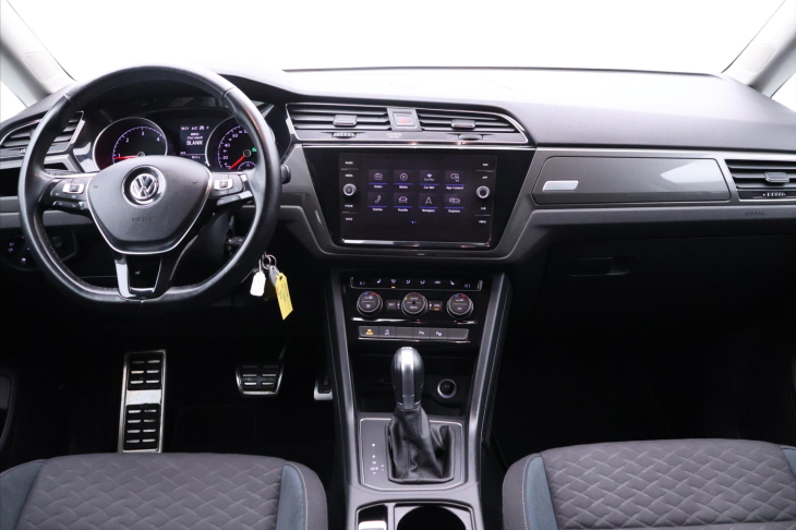 Volkswagen Touran 1,6 TDI 85kW DSG Navi Tažné