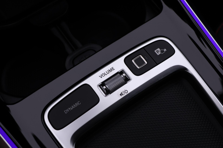 Mercedes-Benz GLB 2,0 200d 4MATIC AMG Premium