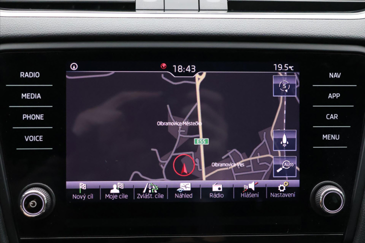 Škoda Octavia 2,0 TDI 110kW DSG Style Kůže