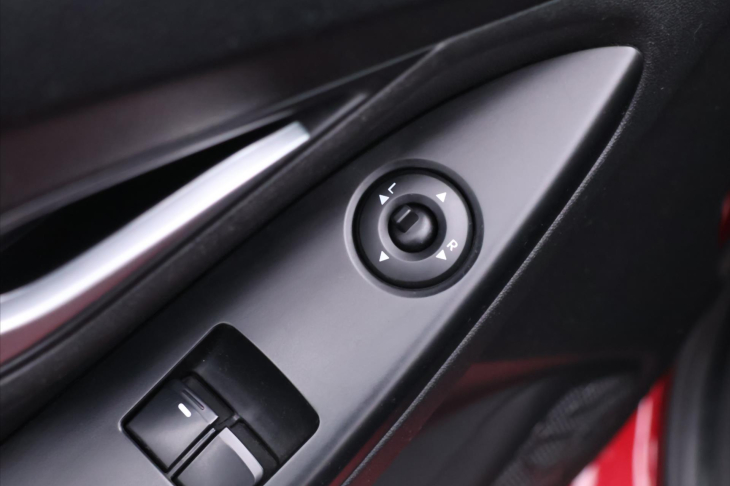 Hyundai ix20 1,6 CVVT 91kW CZ Trikolor