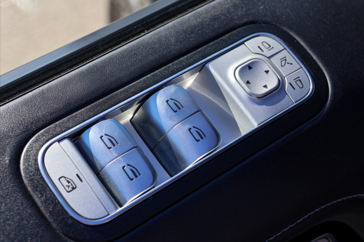 Mercedes-Benz Třídy G 4,0 63AMG 588kW 4x4^2 Brabus