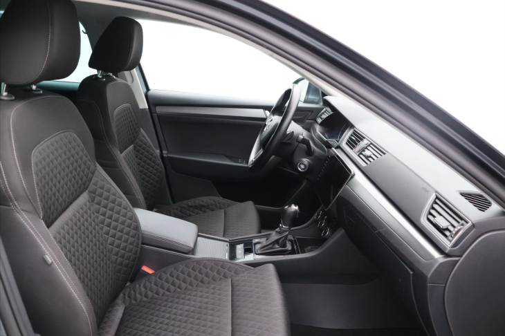 Škoda Superb 2,0 TDI 110 kW Style DSG