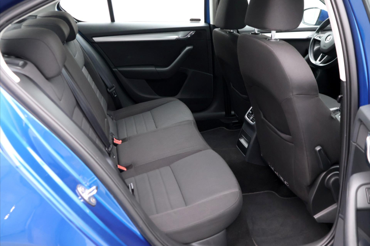 Škoda Octavia 2,0 TDI 110kW Elegance CZ