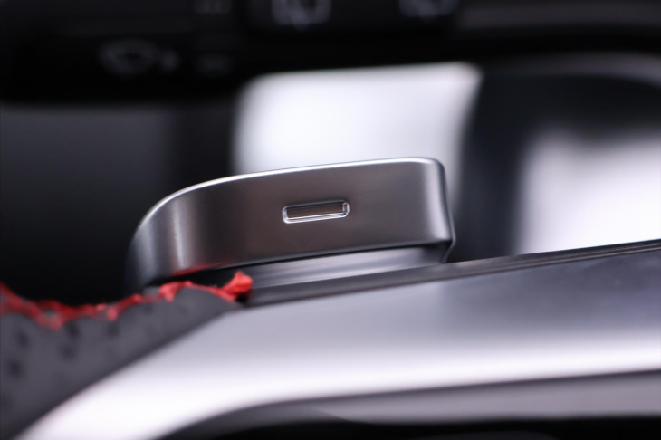 Mercedes-Benz GLB 2,0 200d 4Matic AMG Premium