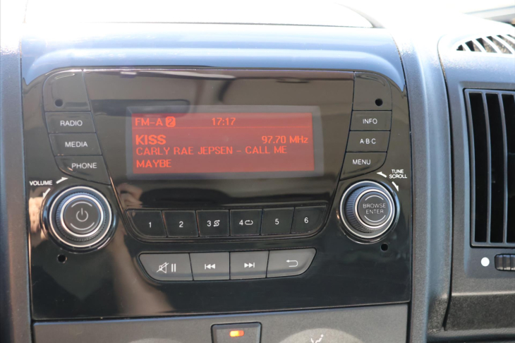 Peugeot Boxer 2,2 BlueHDI 121kW L4 CZ 1 Maj