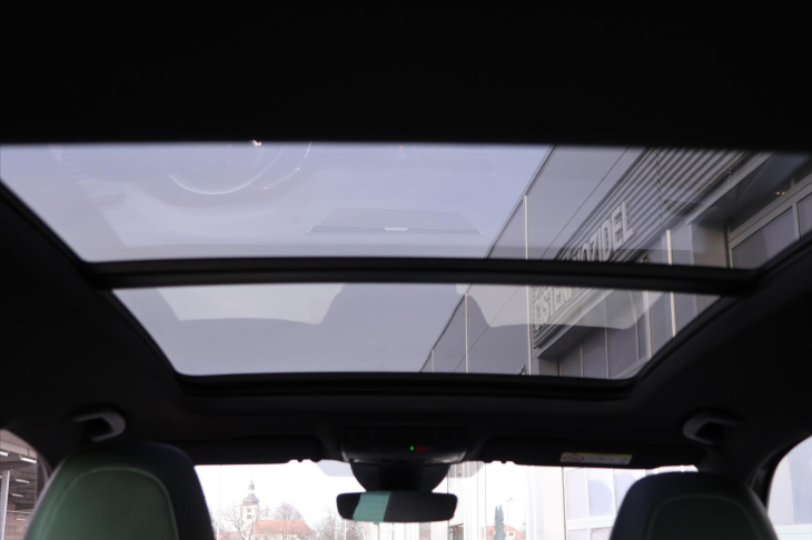 Škoda Superb 2,0 TDI 110kW SportLine Combi DSG