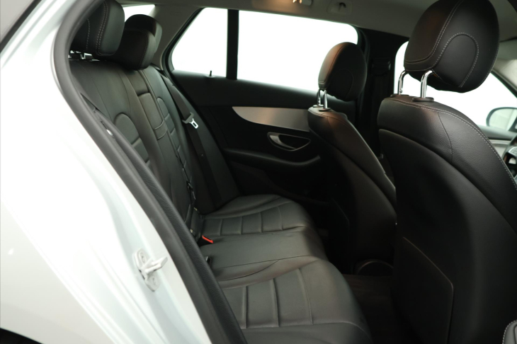 Mercedes-Benz Třídy C 2.1 220d 125kW Aut. Avantgarde