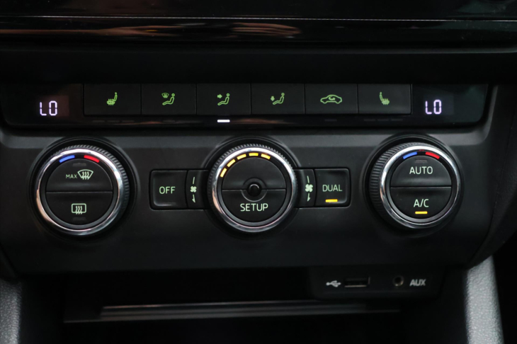 Škoda Octavia 1,4 TSI 103kW Elegance+ Xenon