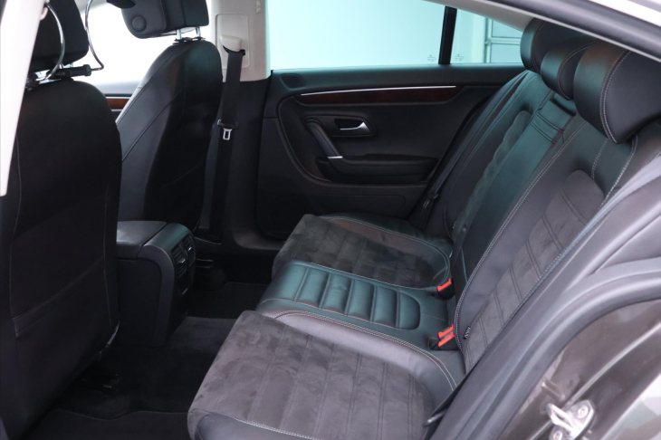 Volkswagen CC 2,0 TDI 130kW DSG 4M CZ