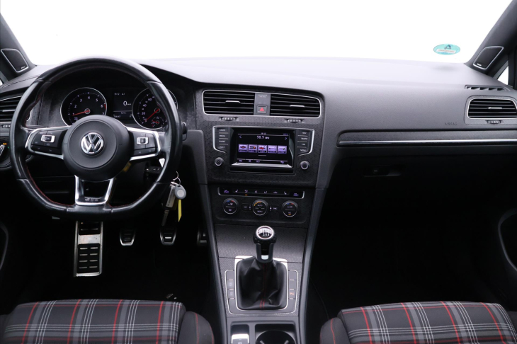 Volkswagen Golf 2,0 TSI 169kW GTI Performance