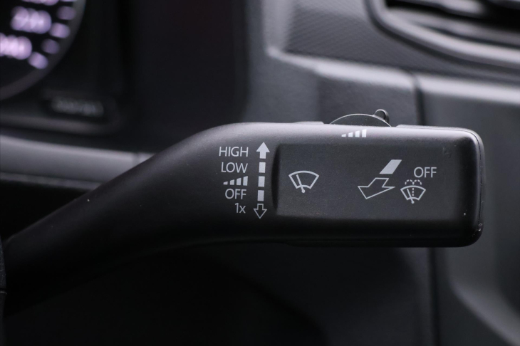 Volkswagen Caddy 2,0 TDI 75kW MAXI DPH CZ