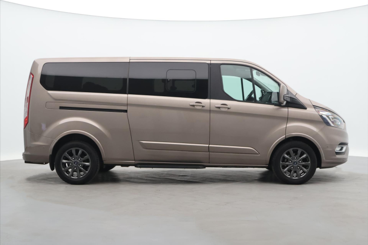 Ford Tourneo Custom 2,0 TDCi 136kW Titanium L2 Aut