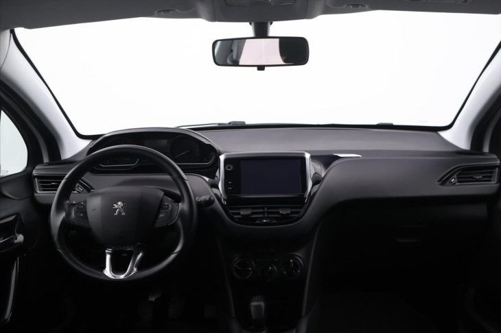 Peugeot 208 1,2 PureTech Klima CZ 1.Maj.