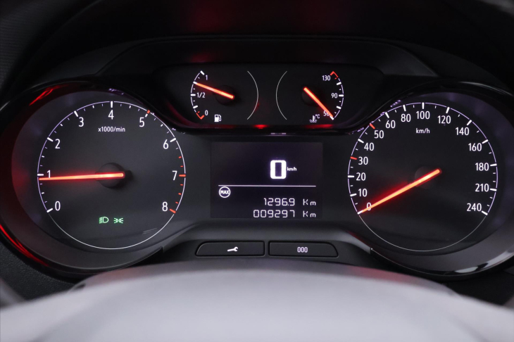 Opel Crossland X 1,2 T 81kW Aut.klima CZ