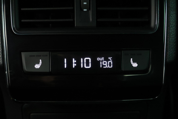 Škoda Superb 2,0 TDI 110kW DSG L&K DPH 1.Maj.