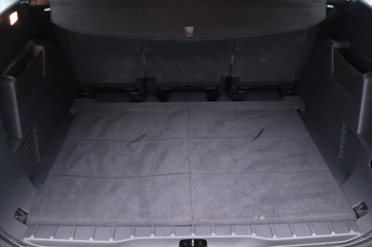 Peugeot 5008 1,6 i 88kW Panorama Aut.klima