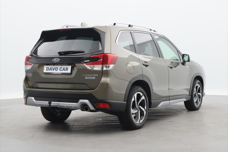 Subaru Forester 2,0 e-Boxer 110kW Executive CZ