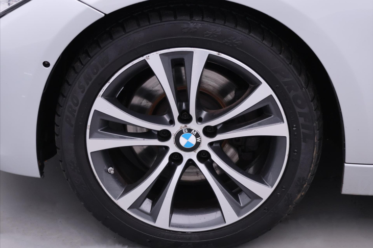 BMW Řada 3 3,0 330d 190kW Sport M-Paket