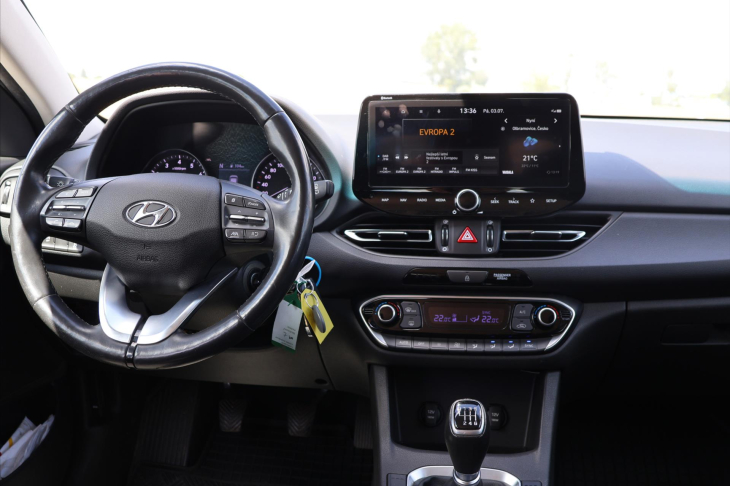 Hyundai i30 1,5 T-GDI 117kW Family Smart
