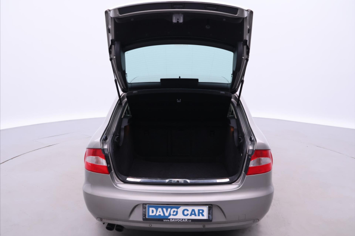 Škoda Superb 2,0 TDI 103kW DSG CZ Elegance