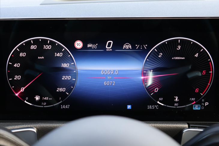 Mercedes-Benz GLB 2,0 200d 4Matic AMG Panorama