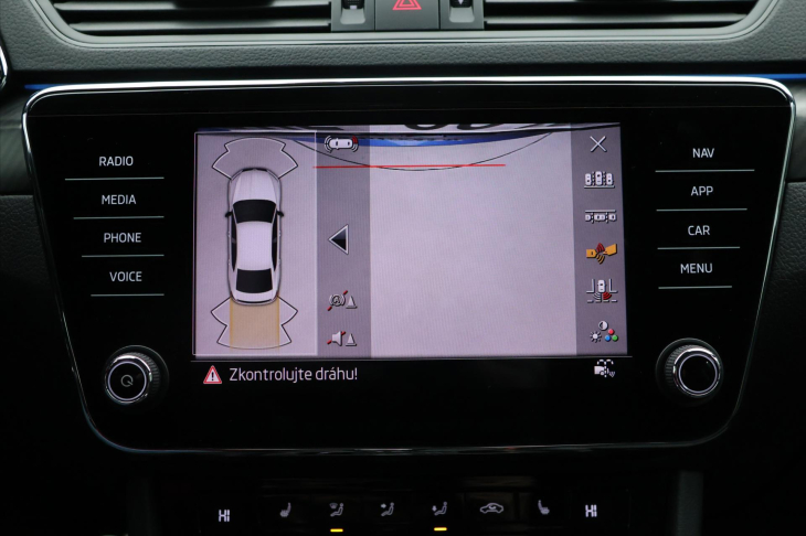 Škoda Superb 2,0 TDI DSG Sportline CZ 1.Maj