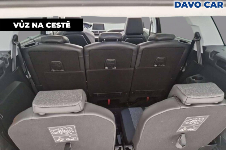 Peugeot 5008 1,2 PT 96kW Allure PANO 7-míst