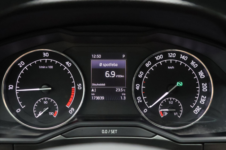 Škoda Superb 2.0 TDI 140kW 4x4 Style CZ