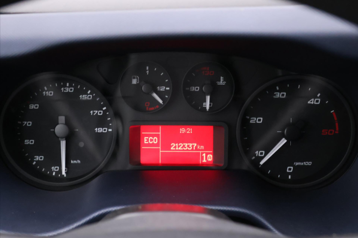 Iveco Daily 2,3 HPT Hi-Matic Maxi DPH