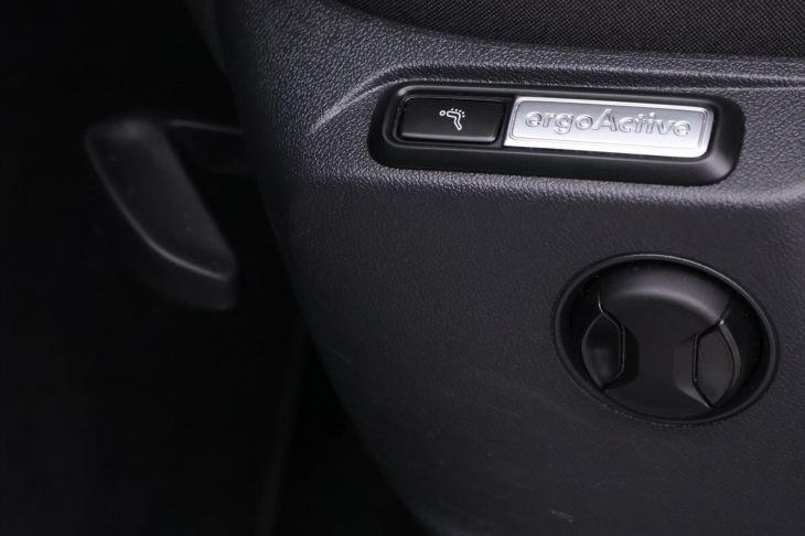 Volkswagen Tiguan 1,5 TSI Business 1.Maj LED DPH