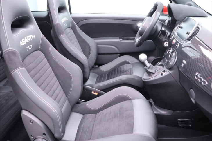 Abarth 500 1,4 T 132kW Competizione 595 C